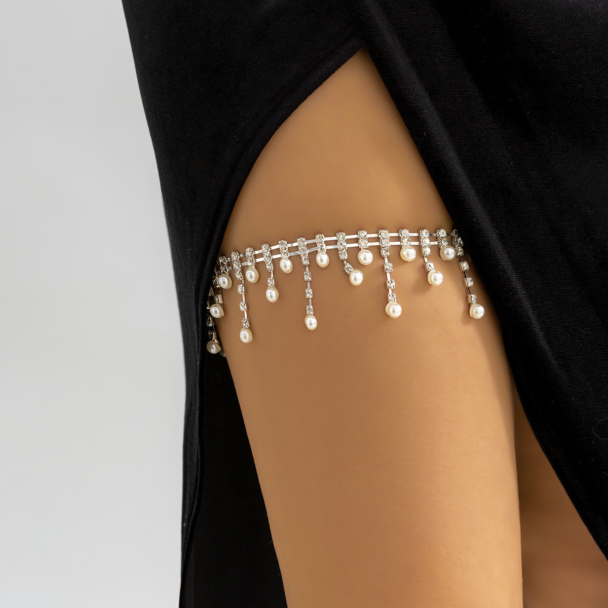 Body Jewelry Leg Chain - Perlen-Beinkette für Damen mit Strass, Oberschenkelkette